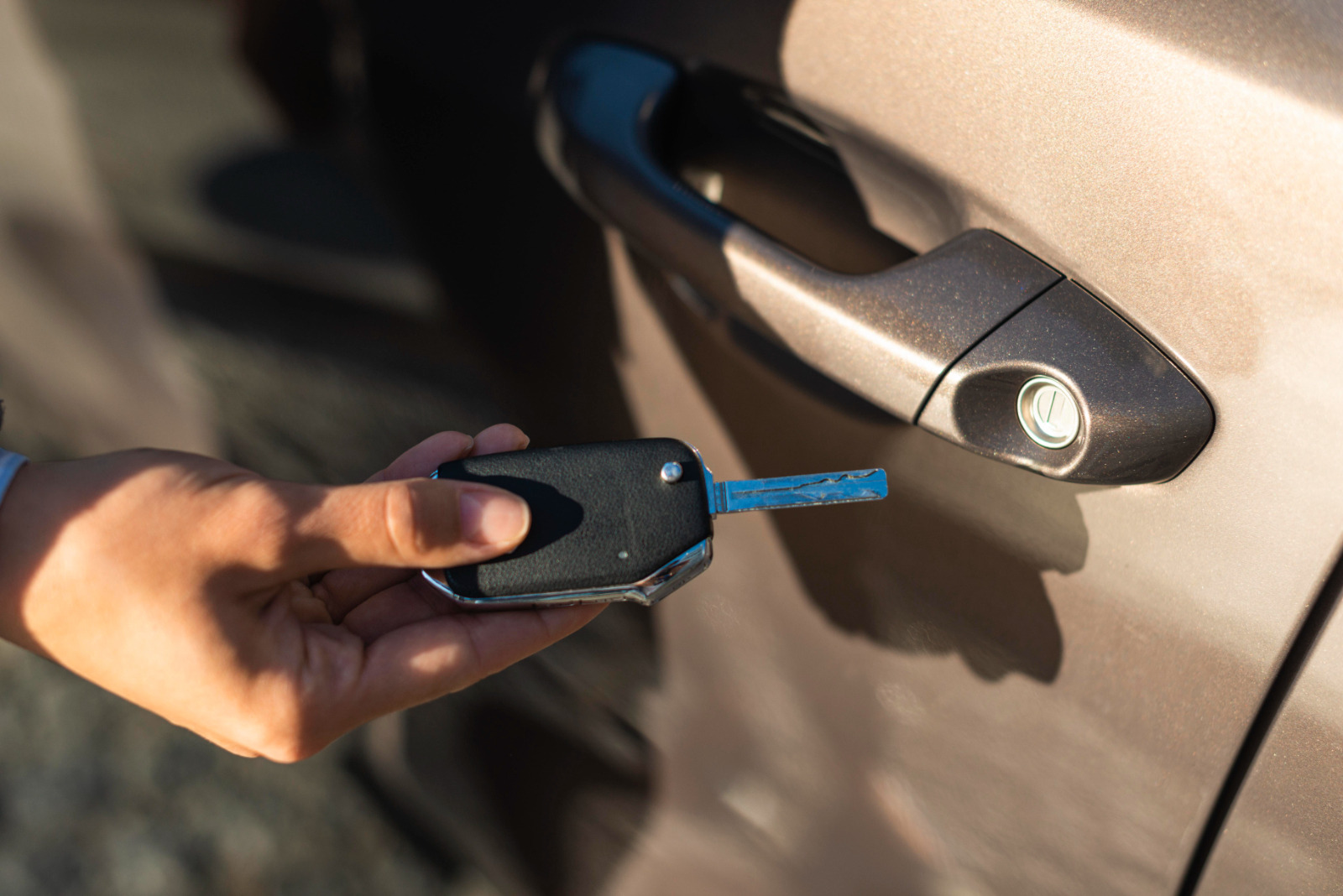 Auto Locksmith - Hire An Auto Locksmith